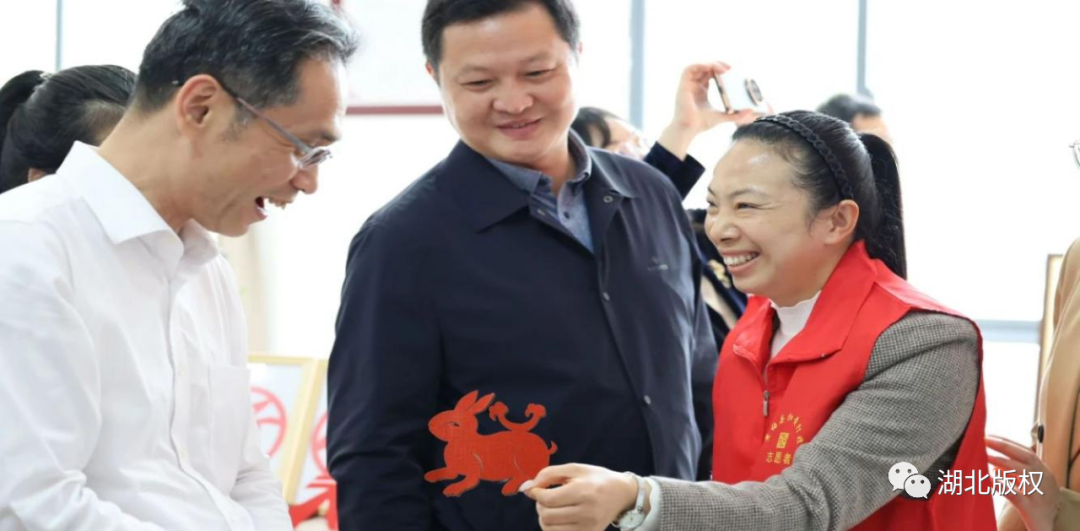 黃岡黃石在小池鎮(zhèn)開展區(qū)域版權(quán)保護(hù)協(xié)作活動(dòng)