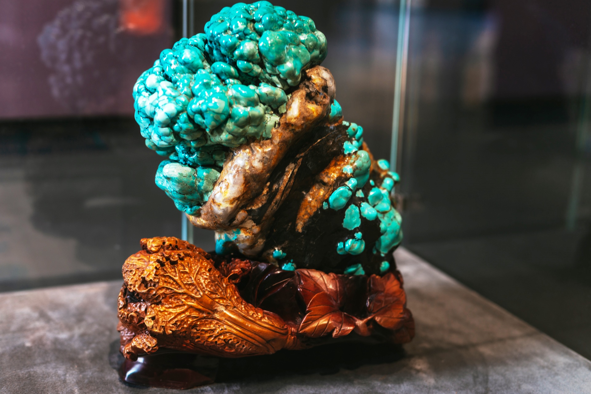 云蓋寺綠松石國家礦山公園綠松石經(jīng)典作品展示