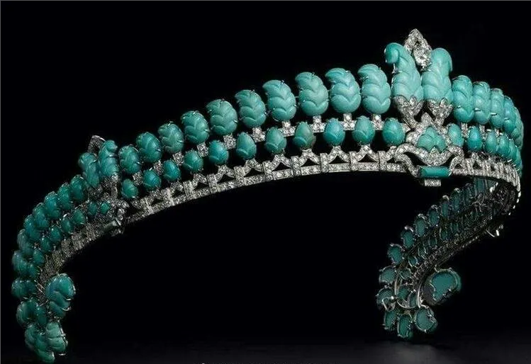 云蓋寺綠松石國家礦山公園綠松石經(jīng)典作品展示