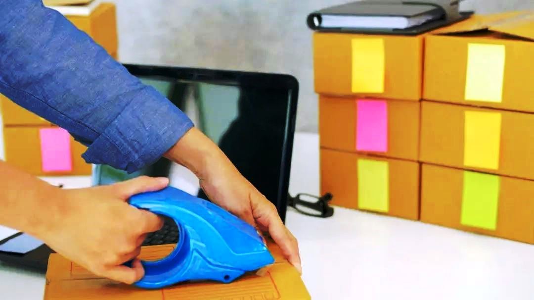 原告：“你抄襲我！” 被告：“你也是抄的~”