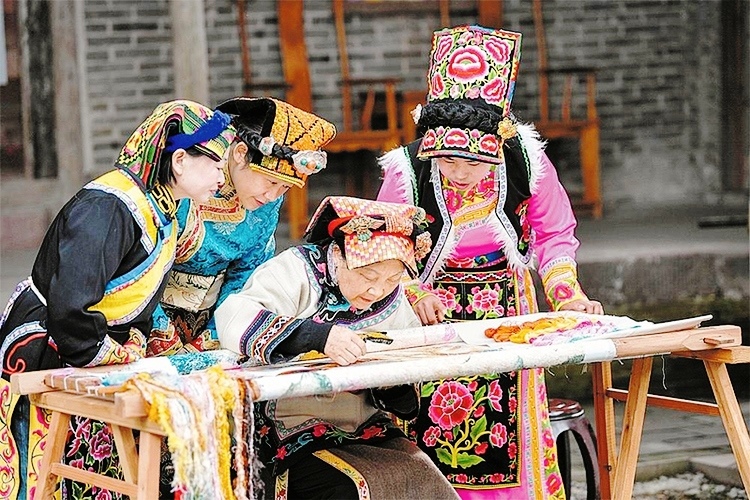  成都版權(quán)產(chǎn)業(yè):內(nèi)容創(chuàng)作-價(jià)值實(shí)現(xiàn)-資本運(yùn)作