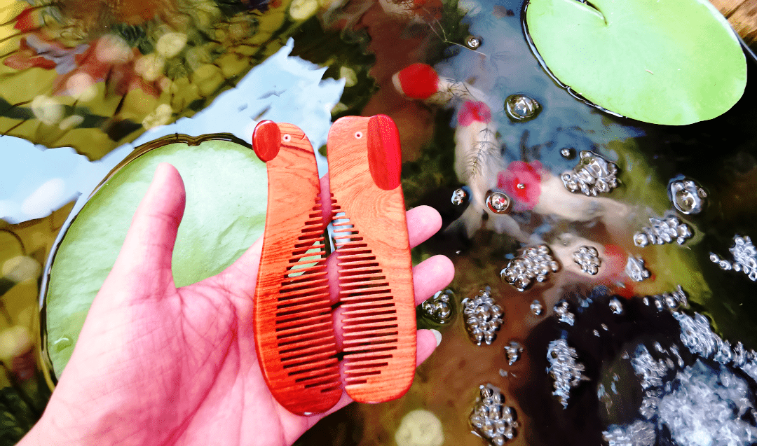  向文化要附加值 一把紅木梳200項(xiàng)專利版權(quán)