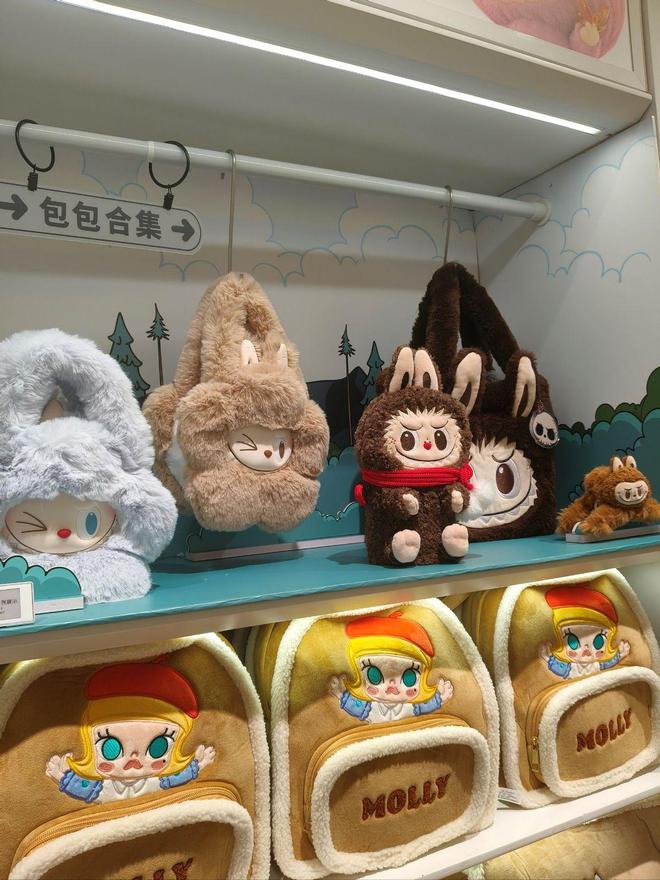 頂流潮玩拉布布，憑什么造就河南首富？