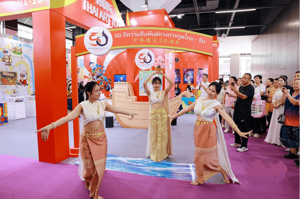 中國影視動(dòng)漫版權(quán)博覽會(huì)合作金額超15億元