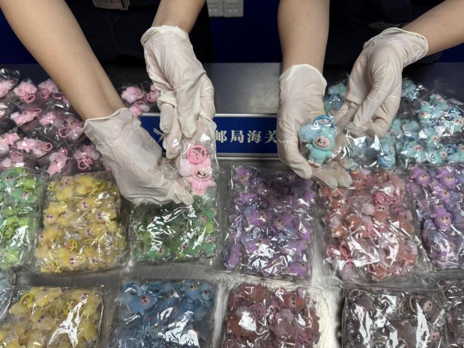 今年全國(guó)海關(guān)攔截183萬件涉嫌侵權(quán)Labubu產(chǎn)品