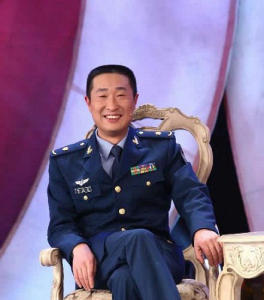 林永健：創(chuàng)作者得俯下身子，接地氣通民心