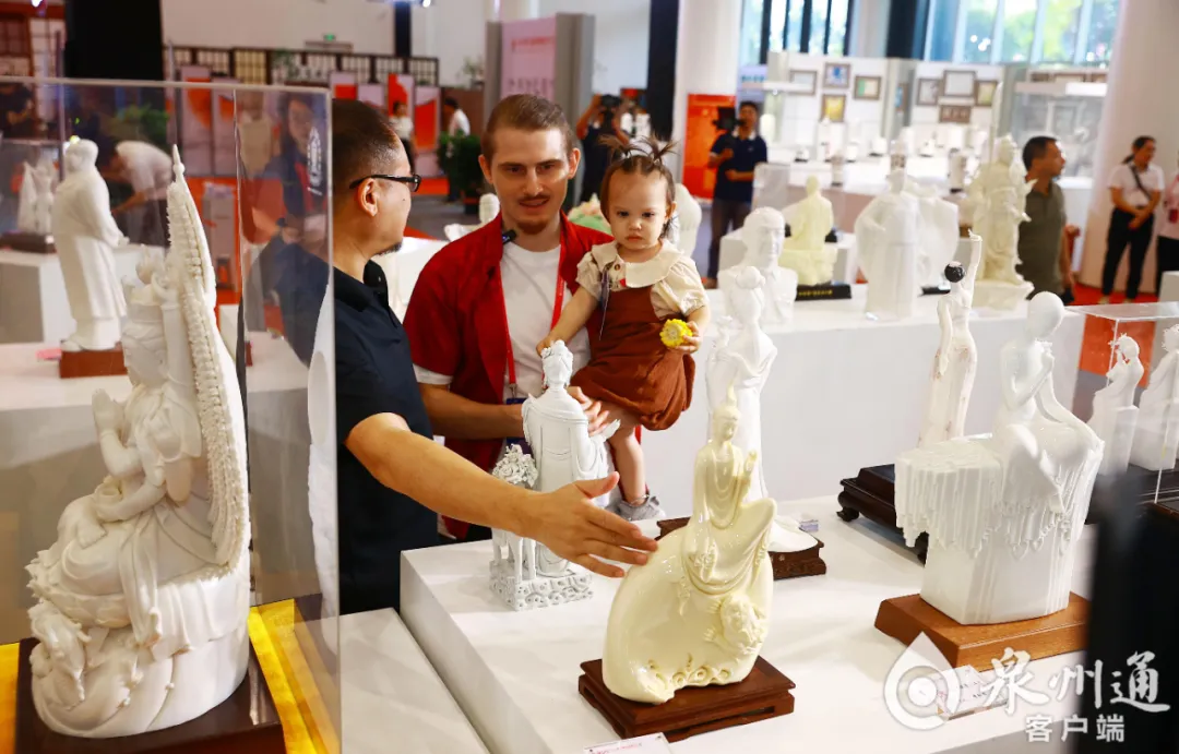 探尋民進文學(xué)藝術(shù)作品版權(quán)保護的