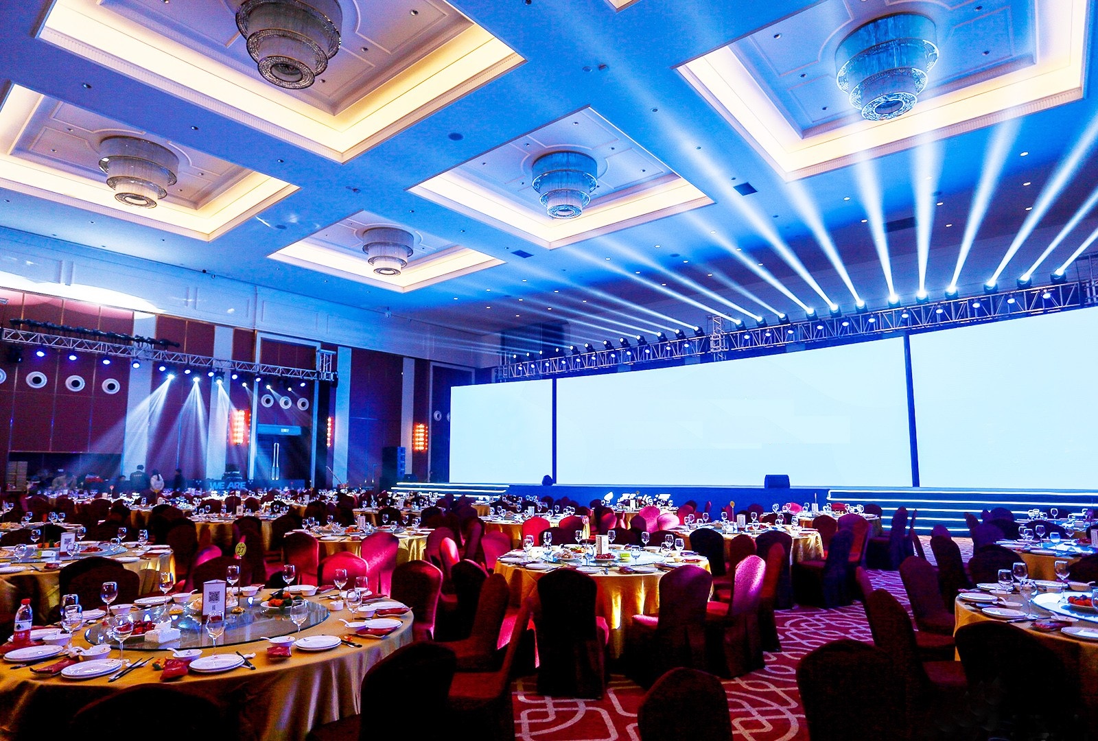 年會不必停 版權(quán)不能忘 自媒體傳播要防侵權(quán)