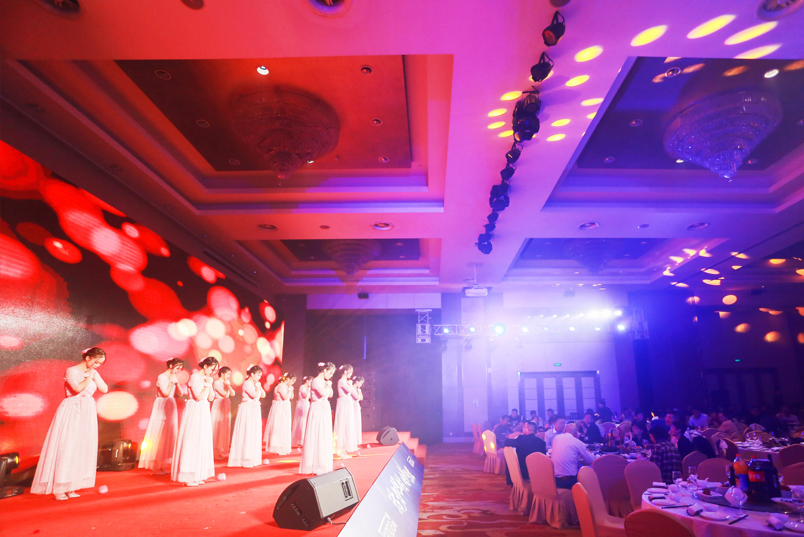 年會不必停 版權(quán)不能忘 自媒體傳播要防侵權(quán)