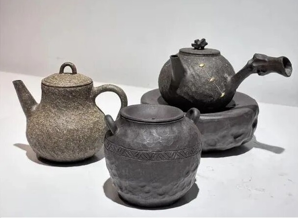 俏也不爭(zhēng)春:湖北美院手工藝作品展