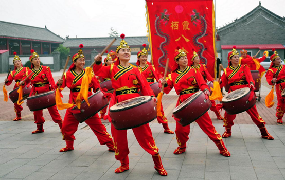 變坐等為上門服務(wù) 棲霞民間文藝登記超2萬件