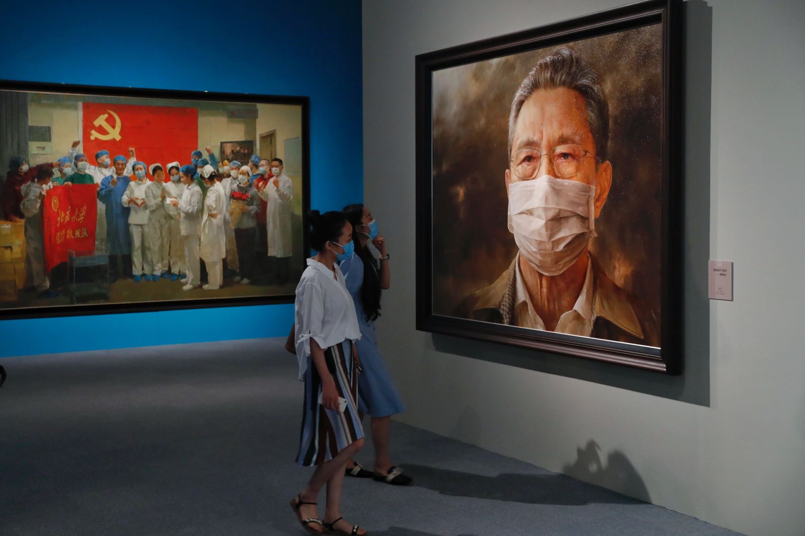 抗疫主題美術作品展在國博舉辦