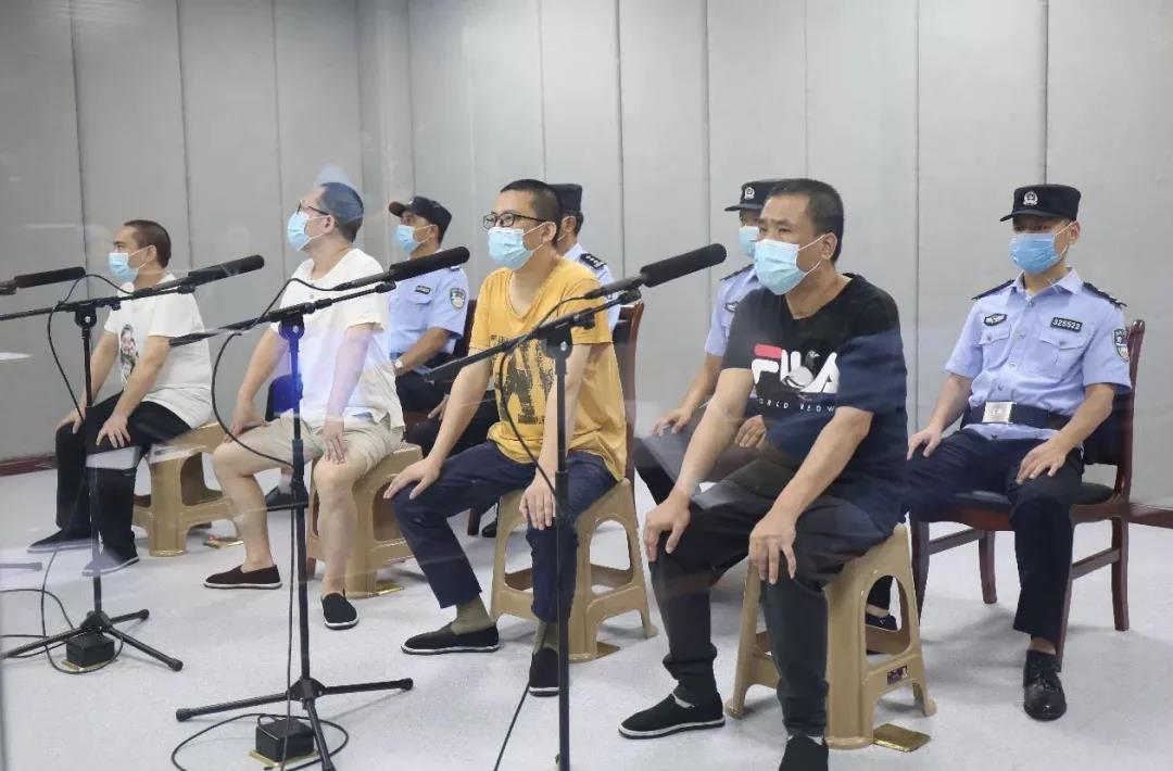 損失約8億，一審宣判！涉吳京黃渤沈騰等人