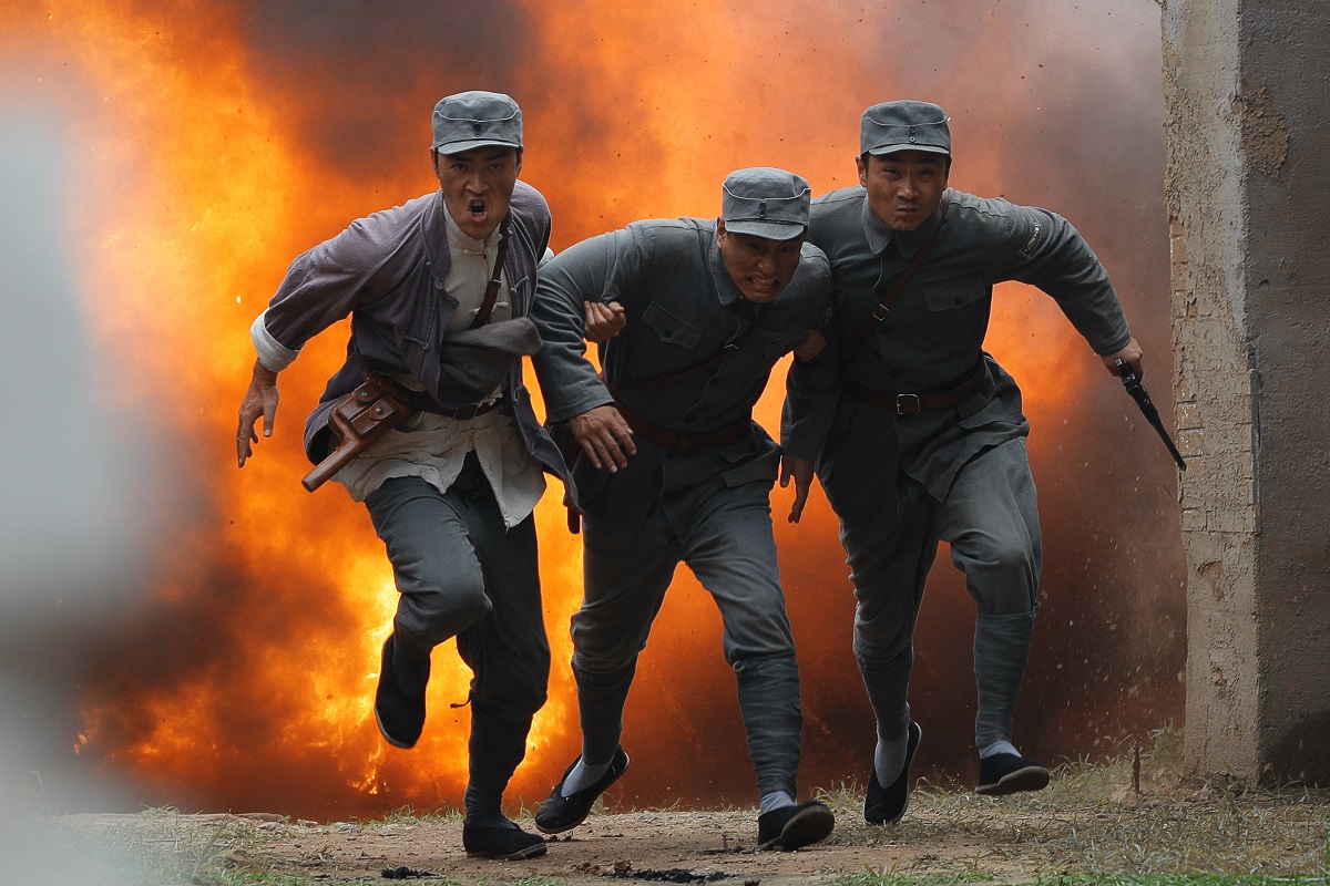 鄂版電視劇《西柏坡的警鐘》引發(fā)追劇熱潮