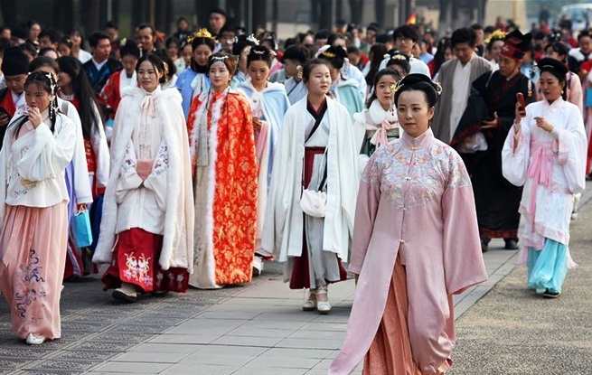 盜用抄襲 惡意搶注 漢服市場亂象調(diào)查