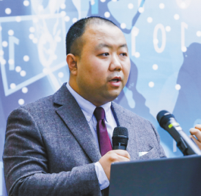 短視頻：以發(fā)展眼光促維權(quán) 以共治思維促合作