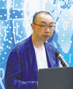 短視頻：以發(fā)展眼光促維權(quán) 以共治思維促合作