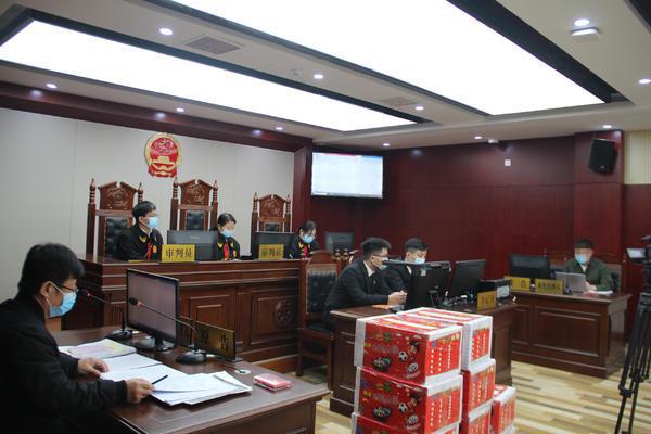 著作權(quán)遇上專利權(quán)發(fā)生沖突 鄭州商戶被控侵犯著作權(quán) 被告上法庭索賠10萬元