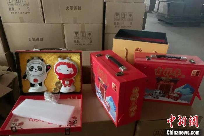 制售上千件“冰墩墩”侵權(quán)陶瓷產(chǎn)品被查獲